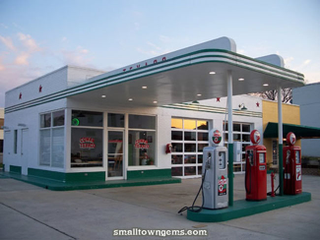 Illustration for article titled Swapping gas station stories